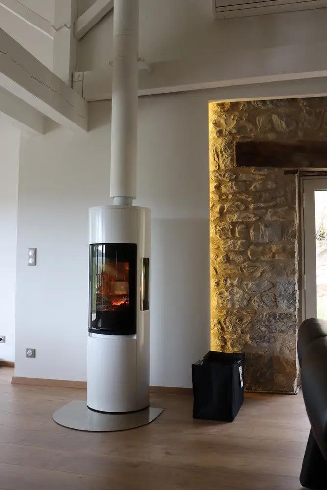 POÊLES SCANDINAVES À COMBUSTION PROPRE ÉCOLOGIQUE ET ÉCONOMIQUE Poussiere-bois-de-chauffage