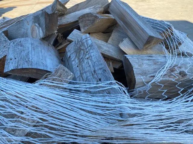 Bois de chauffage en Douglas - Séché à l'air My Wood Build Kit